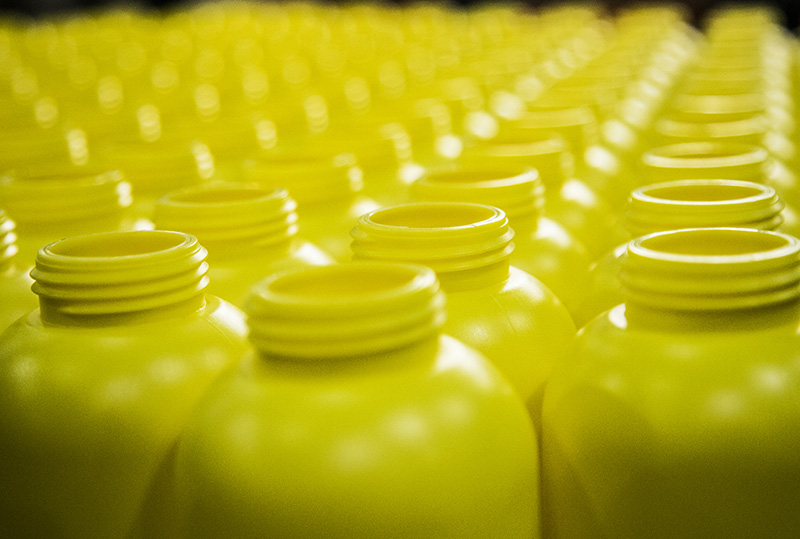 国化包装材料公怀生产高阻隔的氟化瓶